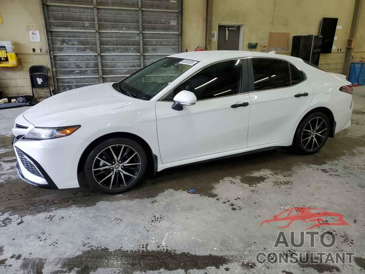 TOYOTA CAMRY 2023 - 4T1G11AK2PU749401