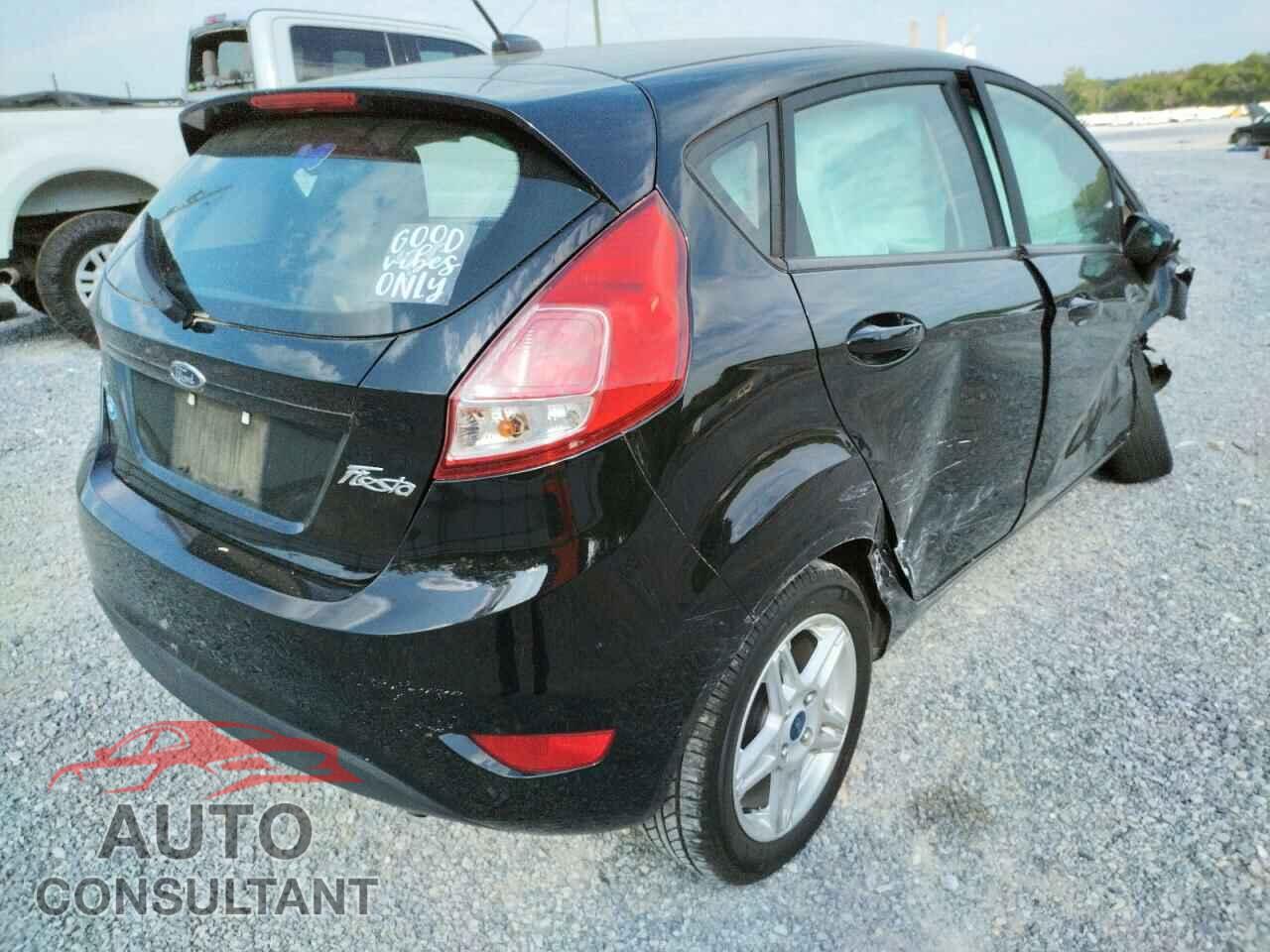 FORD FIESTA 2017 - 3FADP4EJ9HM162830