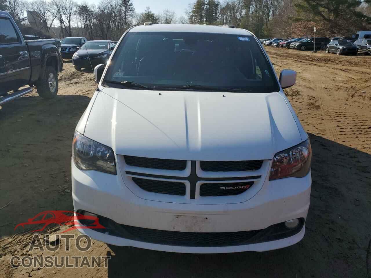 DODGE CARAVAN 2018 - 2C4RDGEG1JR325385