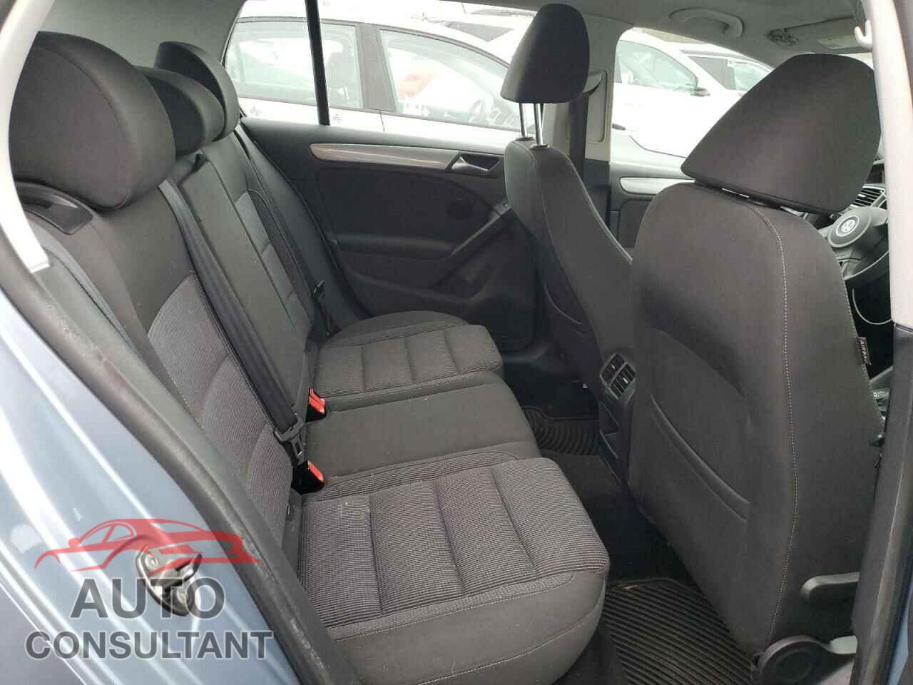 VOLKSWAGEN GOLF 2012 - WVWDB7AJ9CW117265