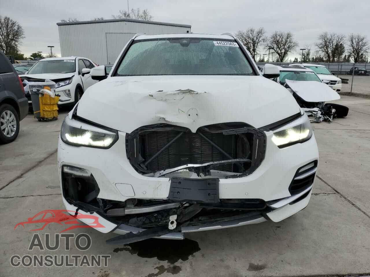 BMW X5 2019 - 5UXCR6C5XKLL08581
