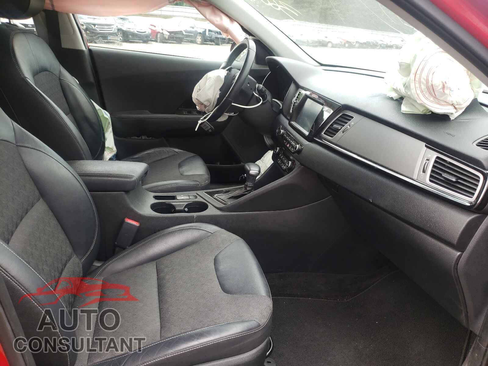 KIA NIRO 2018 - KNDCC3LC8J5113520