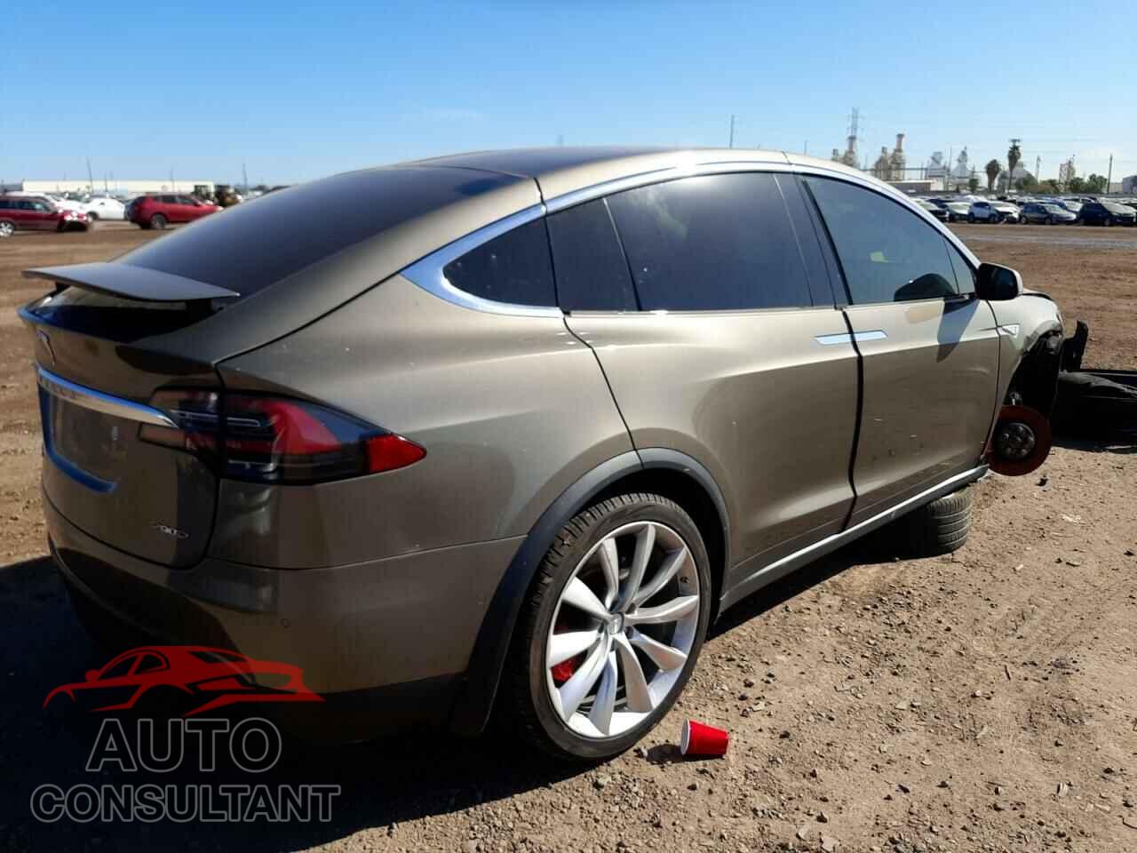TESLA MODEL X 2016 - 5YJXCBE45GFS00493