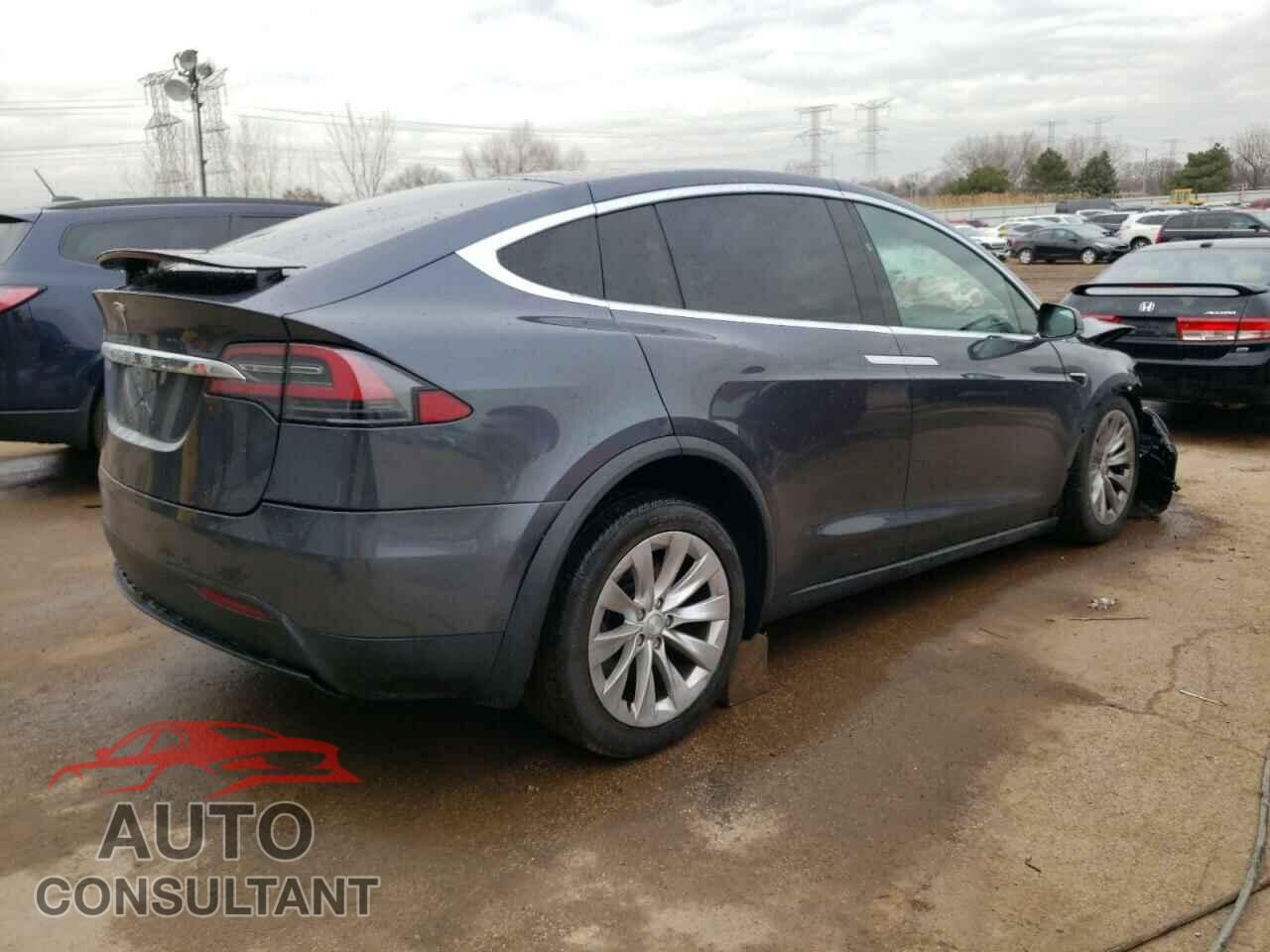 TESLA MODEL X 2017 - 5YJXCBE24HF066365