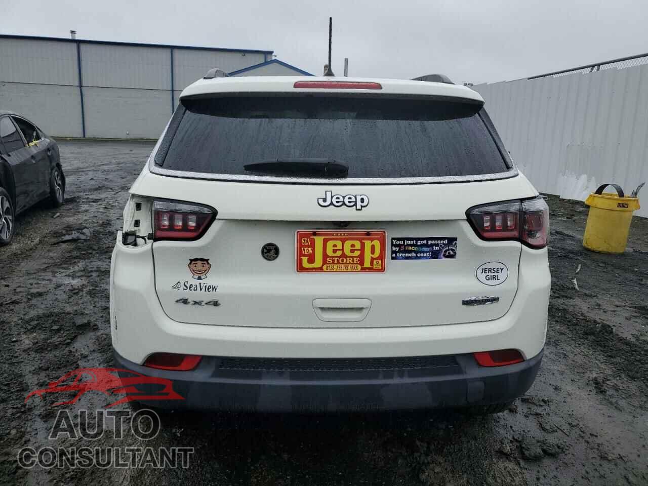JEEP COMPASS 2018 - 3C4NJDBB5JT281841