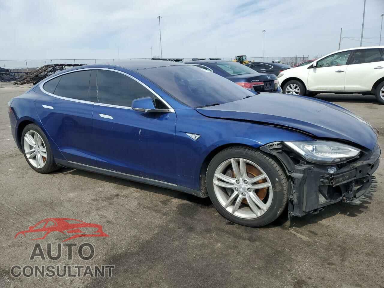 TESLA MODEL S 2015 - 5YJSA1E27FF108017