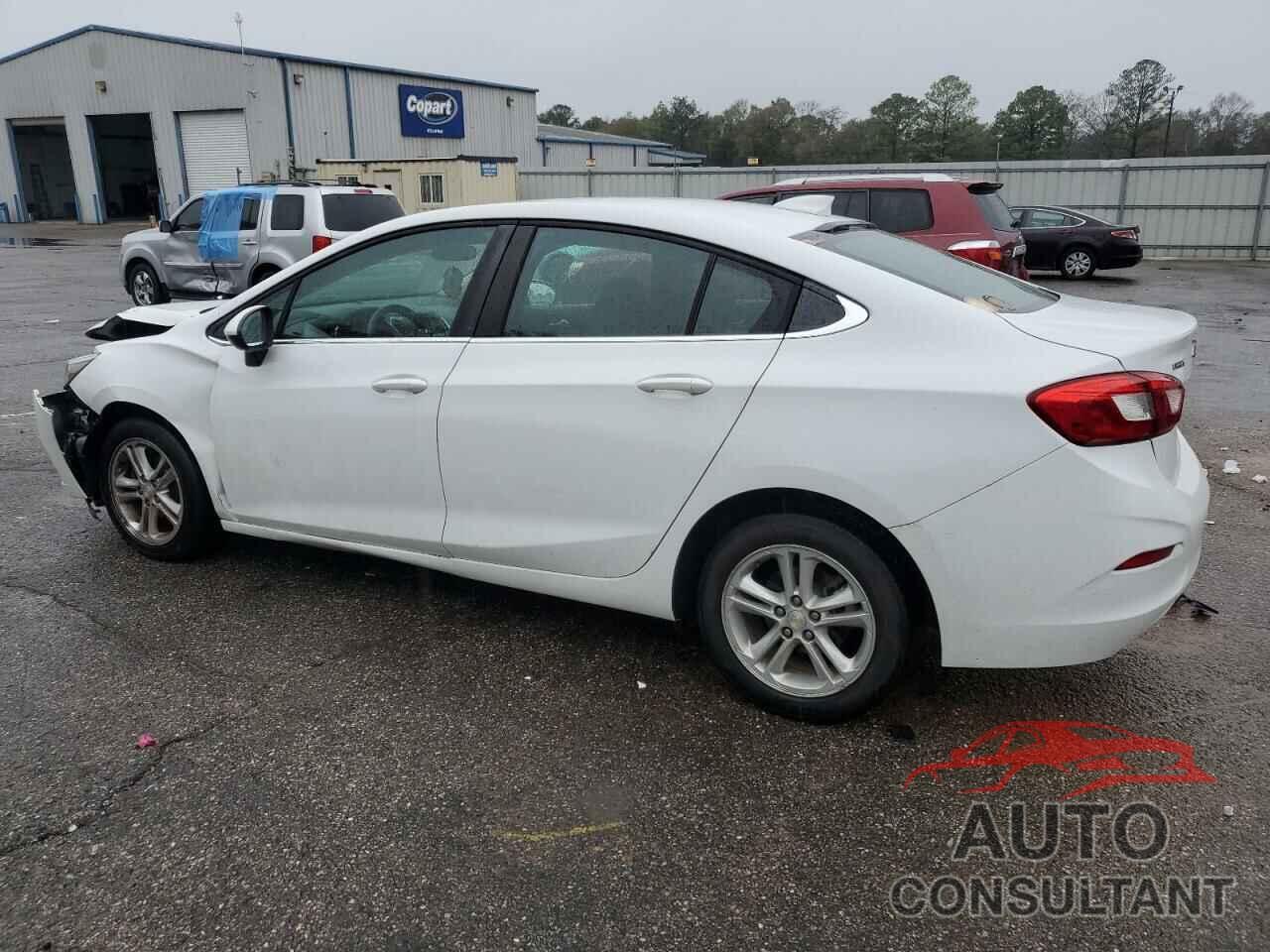 CHEVROLET CRUZE 2018 - 1G1BE5SM7J7114621