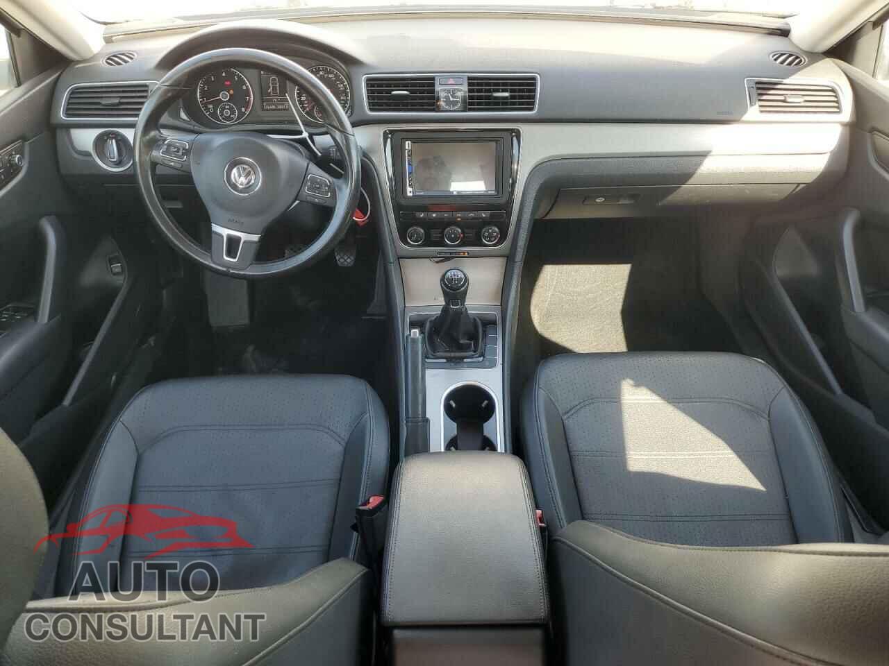VOLKSWAGEN PASSAT 2014 - 1VWBP7A36EC002280