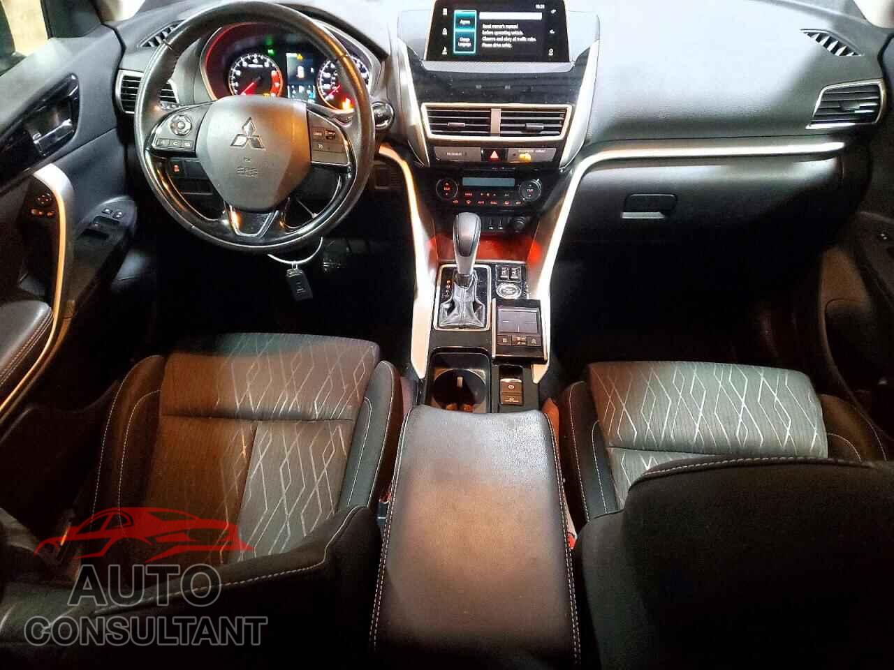 MITSUBISHI ECLIPSE 2018 - JA4AT5AA0JZ044250