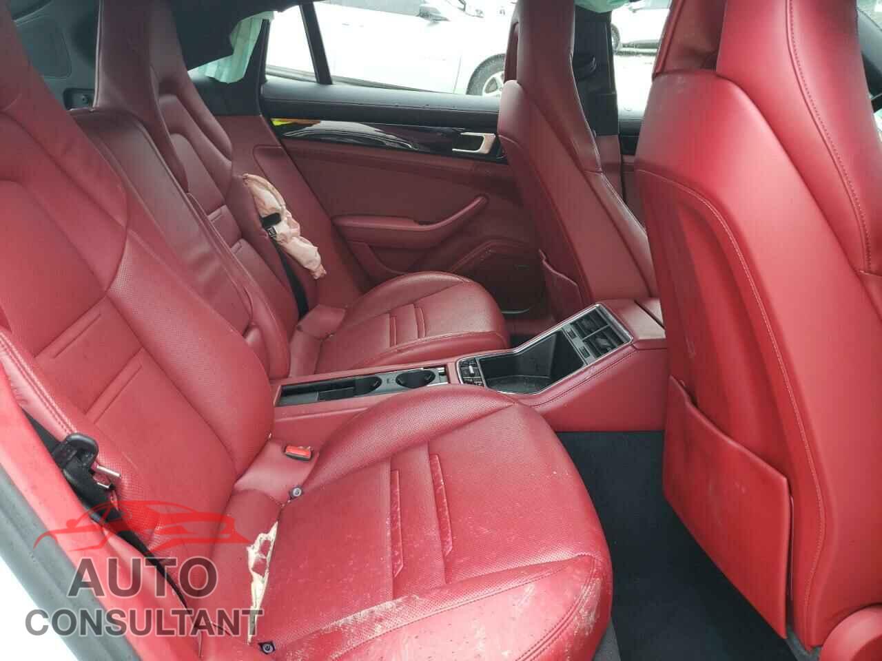 PORSCHE PANAMERA 2017 - WP0AA2A78HL101676