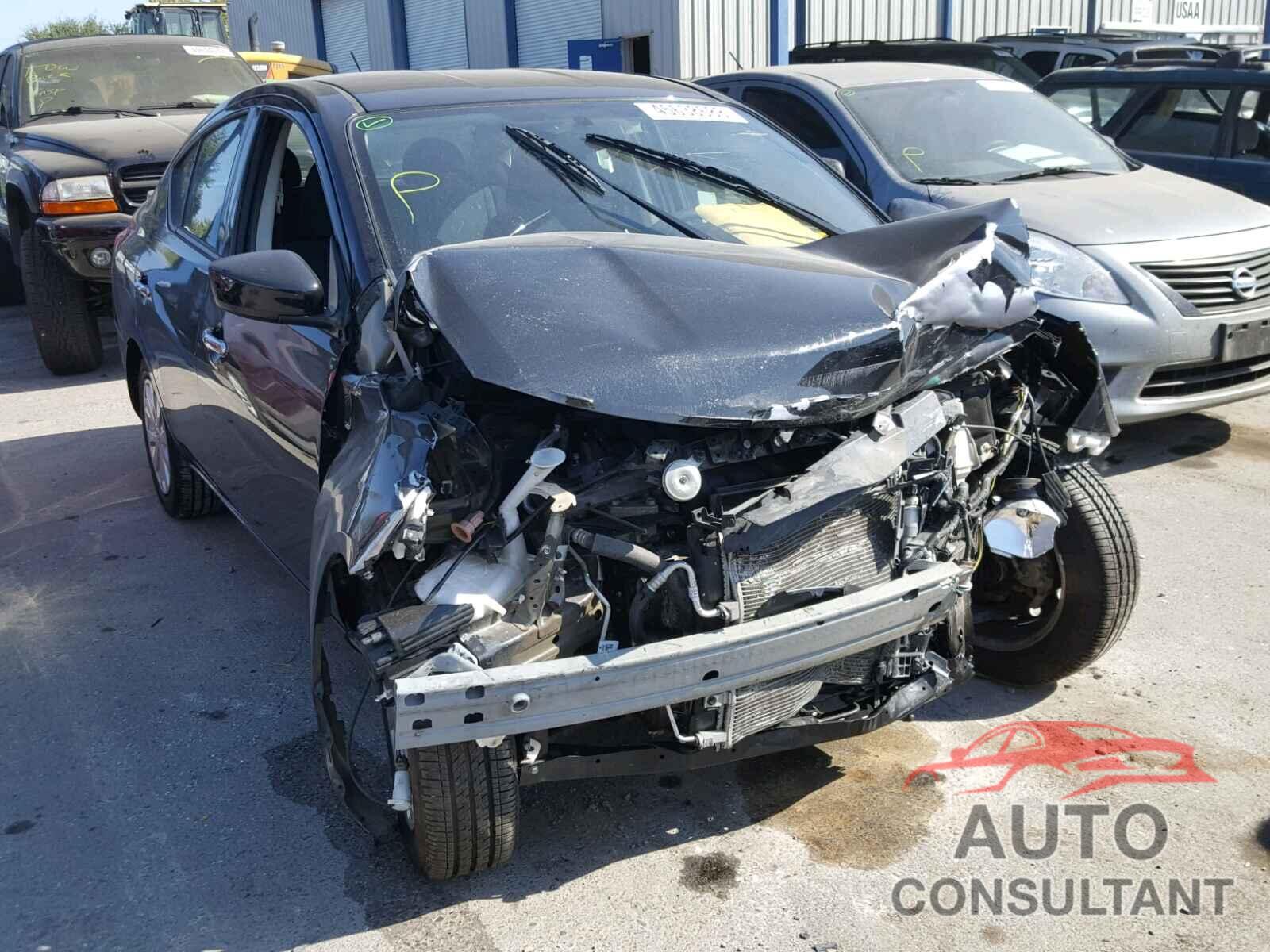 NISSAN VERSA 2017 - 3N1CN7AP2HL802649