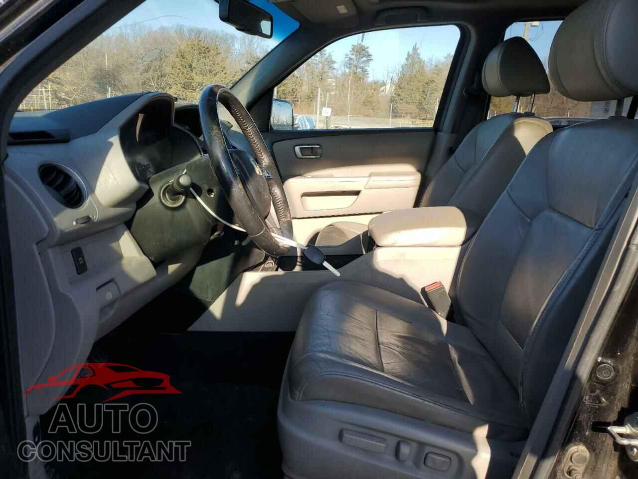 HONDA PILOT 2011 - 5FNYF4H57BB017696