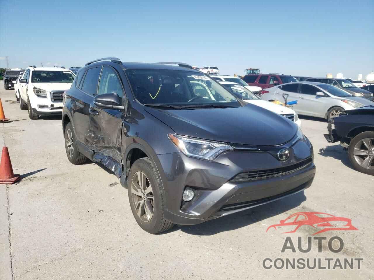 TOYOTA RAV4 2017 - JTMWFREV5HD100651