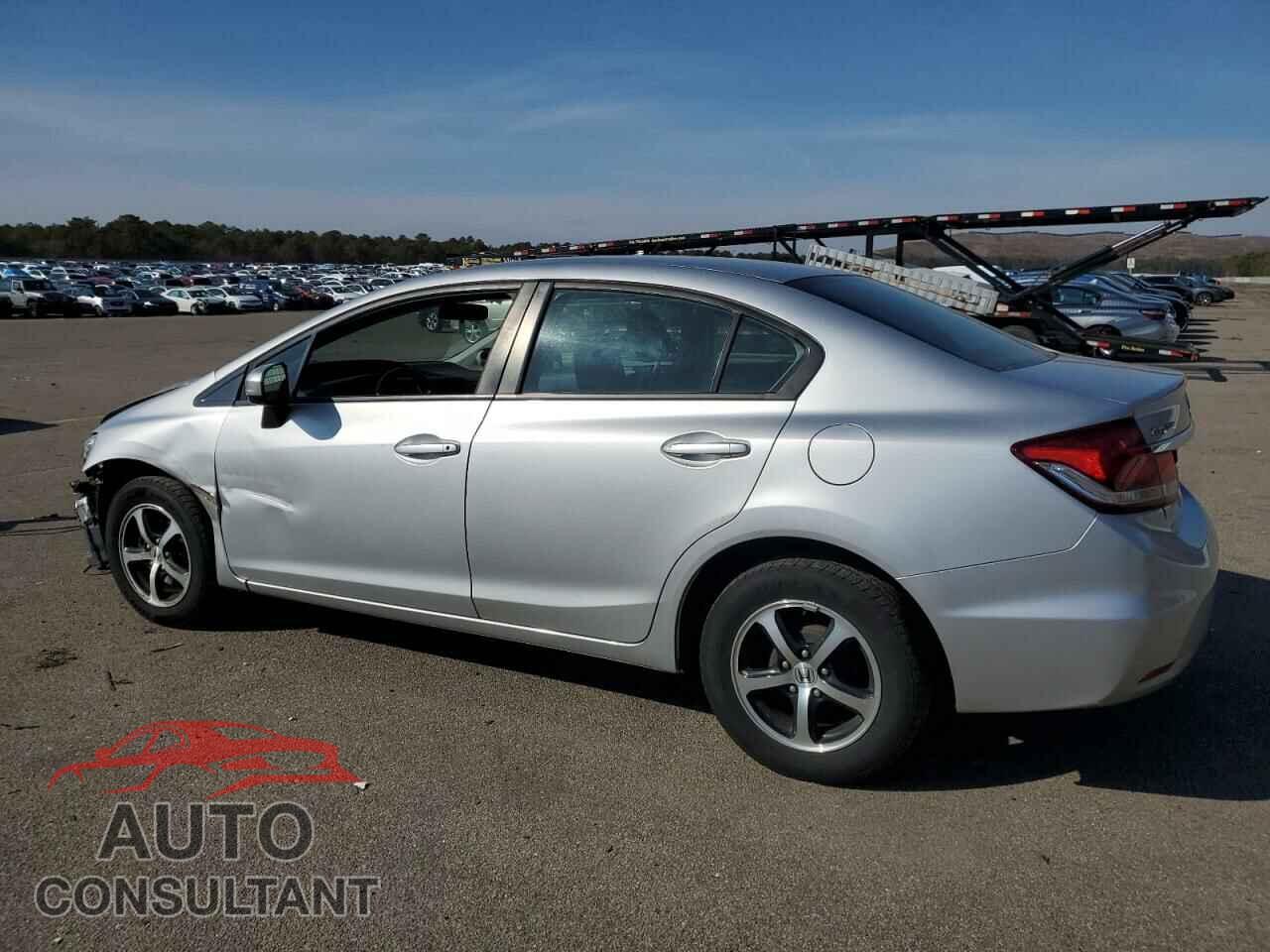 HONDA CIVIC 2015 - 19XFB2F7XFE240905
