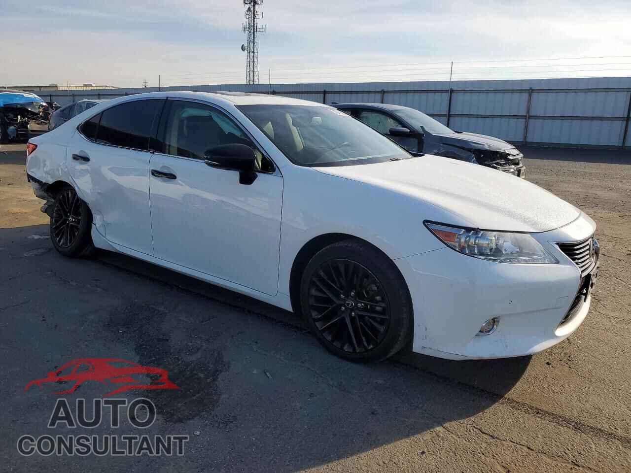 LEXUS ES350 2015 - JTHBK1GG4F2185340