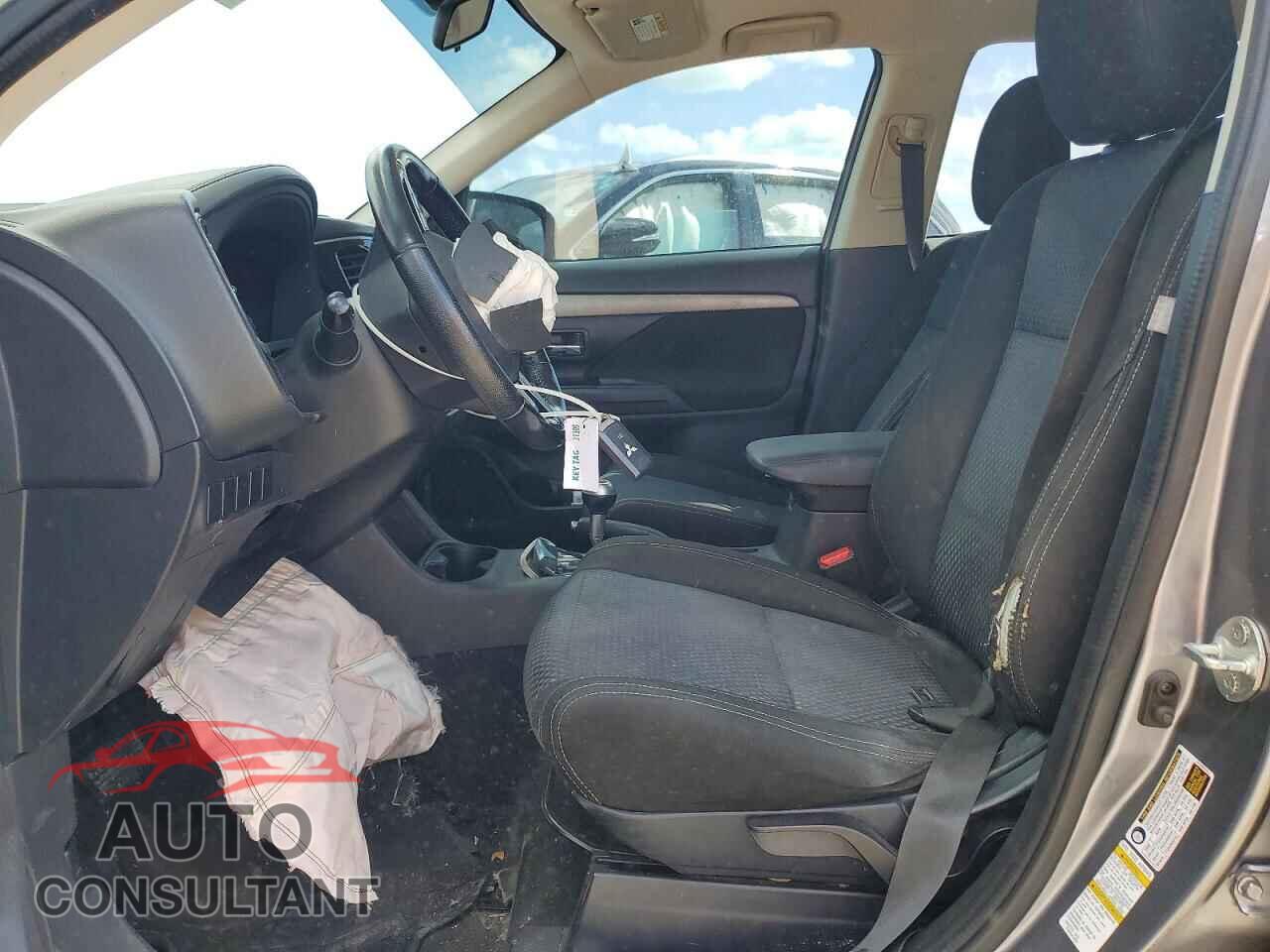 MITSUBISHI OUTLANDER 2016 - JA4AD3A36GZ049979