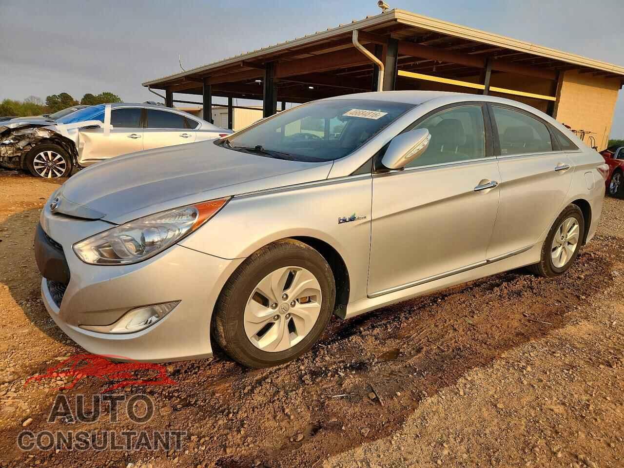 HYUNDAI SONATA 2013 - KMHEC4A44DA086236