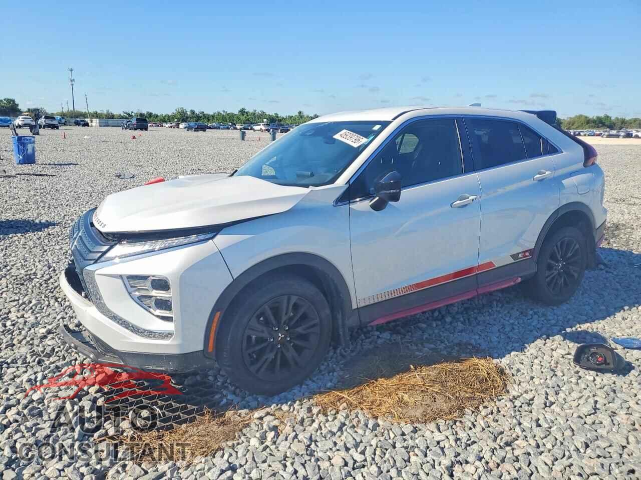 MITSUBISHI ECLIPSE 2024 - JA4ATVAA1RZ049713