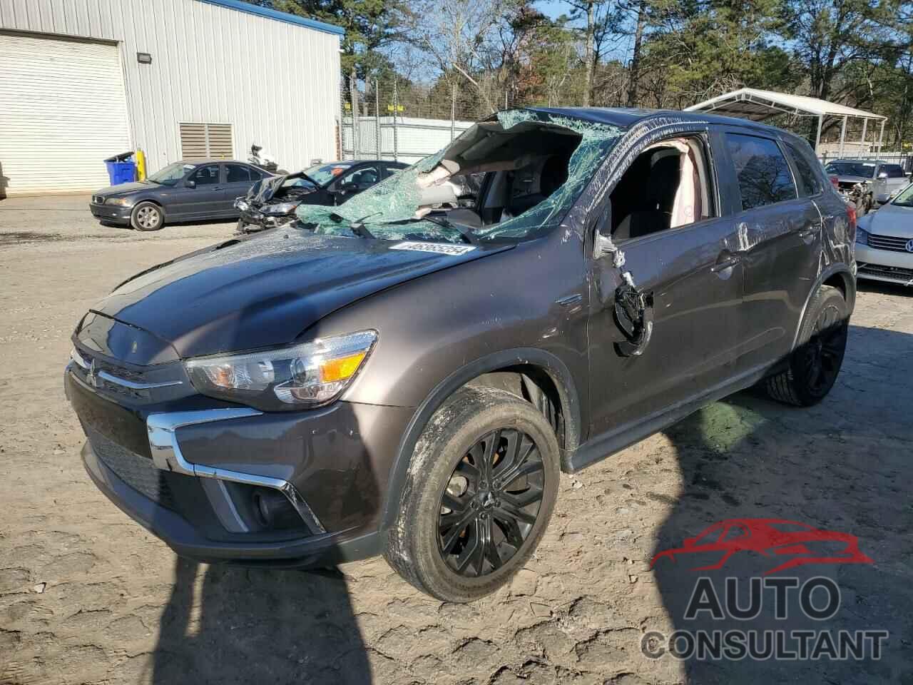 MITSUBISHI OUTLANDER 2018 - JA4AP3AU0JZ024552