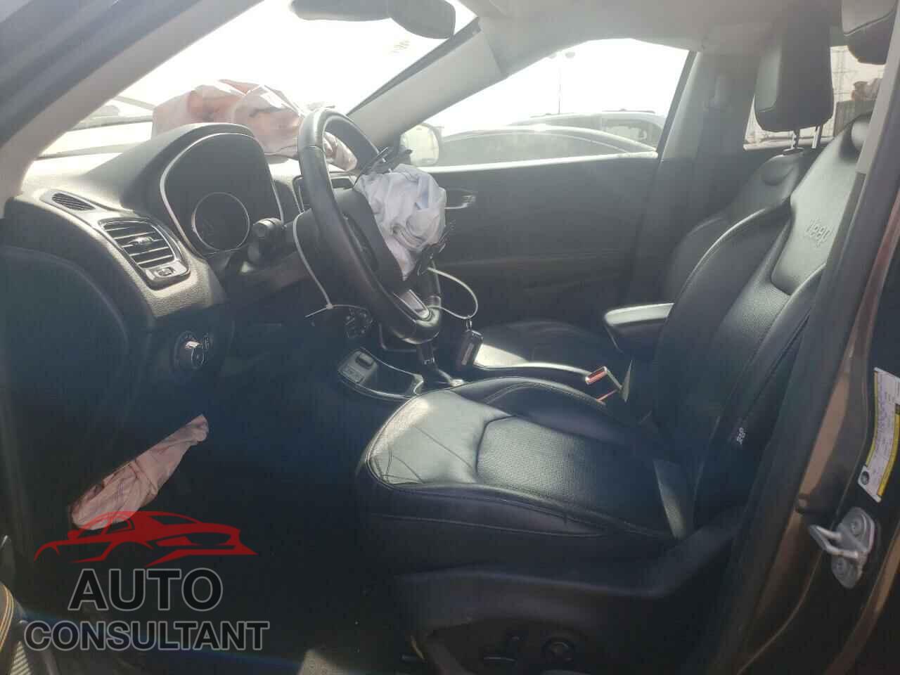 JEEP COMPASS 2018 - 3C4NJCCB0JT406933