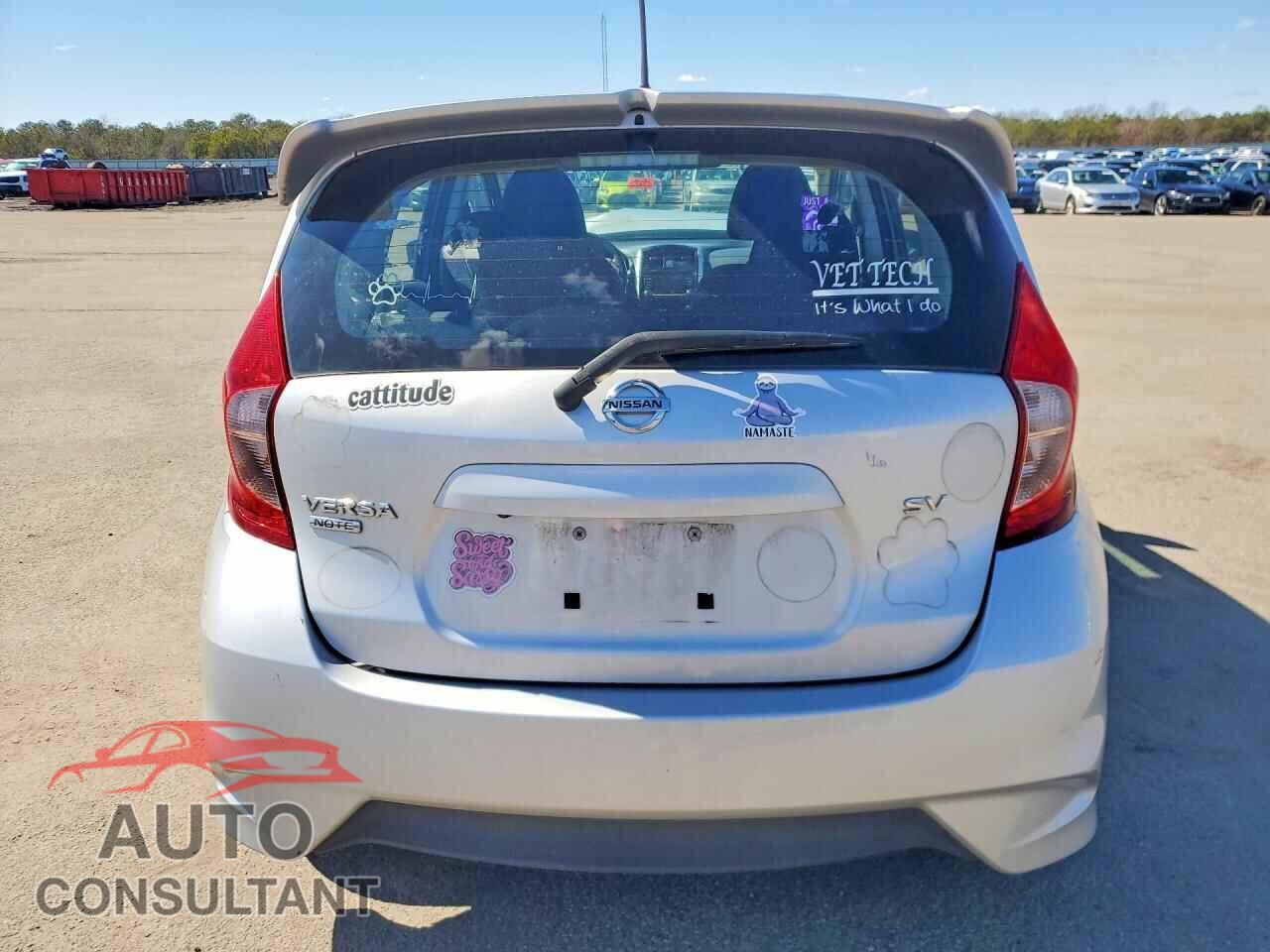 NISSAN VERSA 2017 - 3N1CE2CP3HL368998