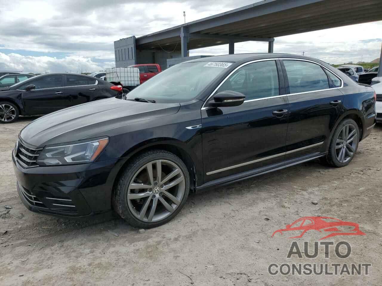 VOLKSWAGEN PASSAT 2017 - 1VWDT7A31HC068969