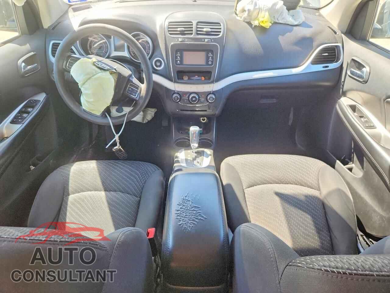 DODGE JOURNEY 2018 - 3C4PDCAB0JT302042