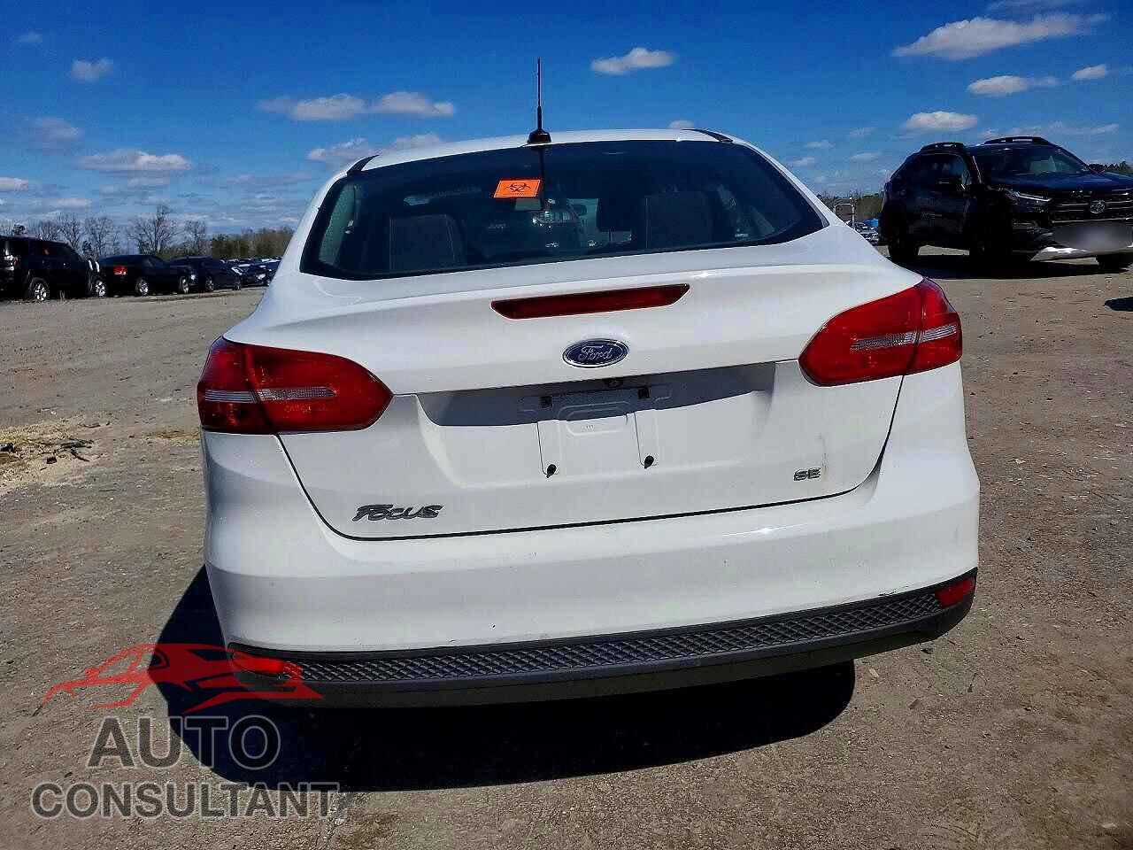FORD FOCUS 2017 - 1FADP3F21HL237782