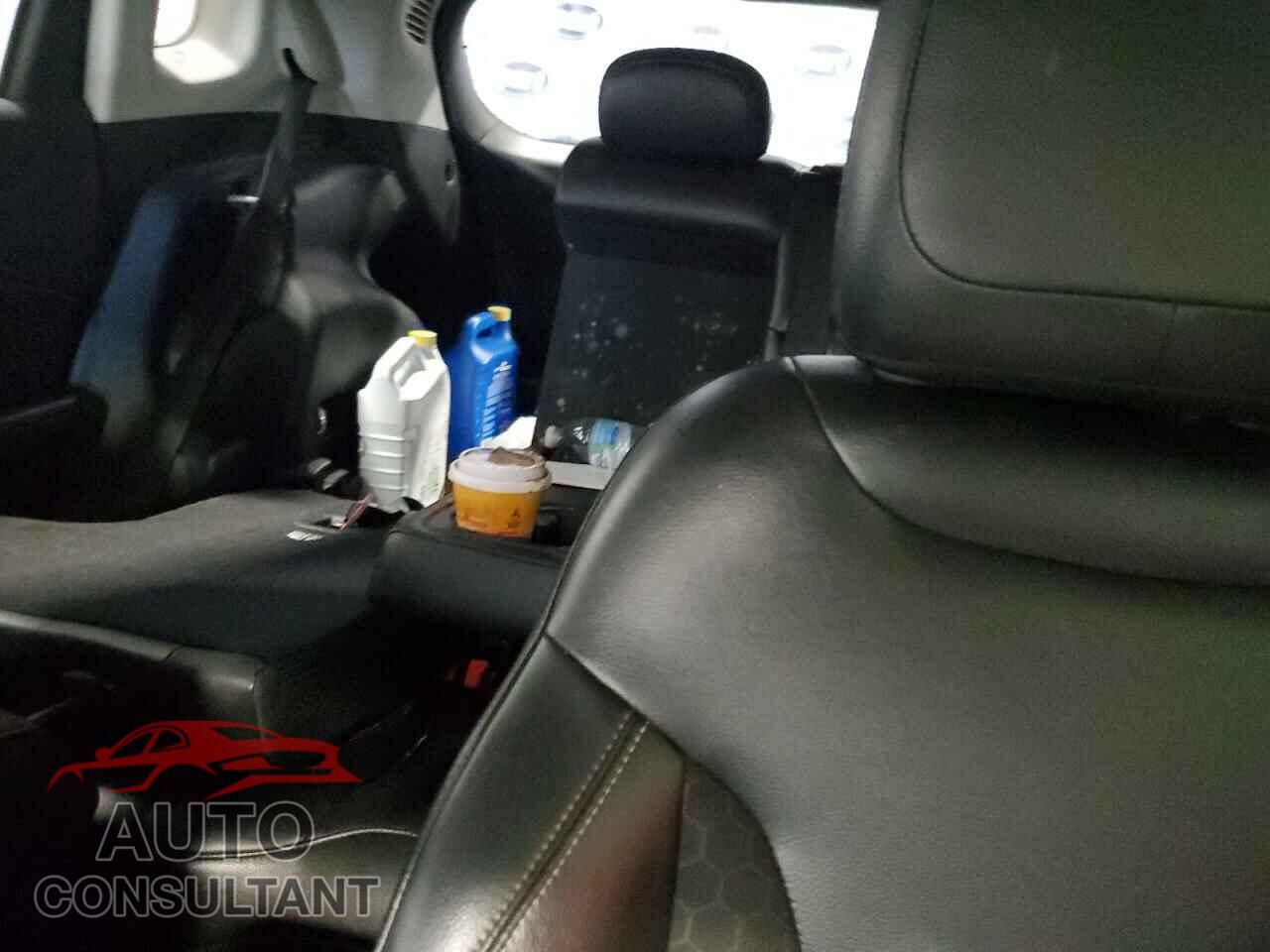 JEEP COMPASS 2018 - 3C4NJCBB6JT194332