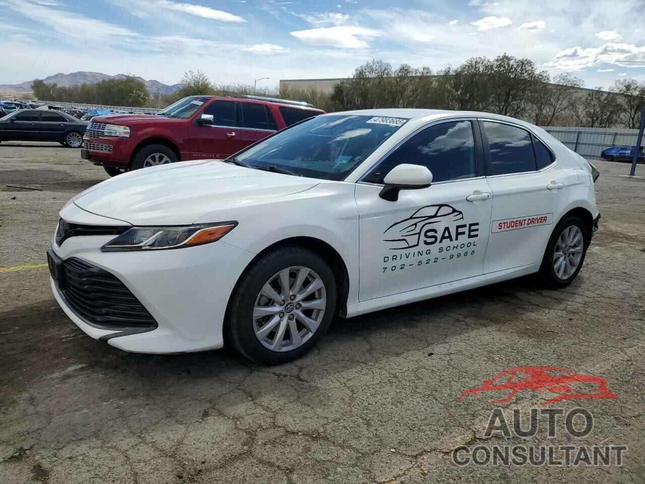 TOYOTA CAMRY 2019 - 4T1B11HK8KU699743
