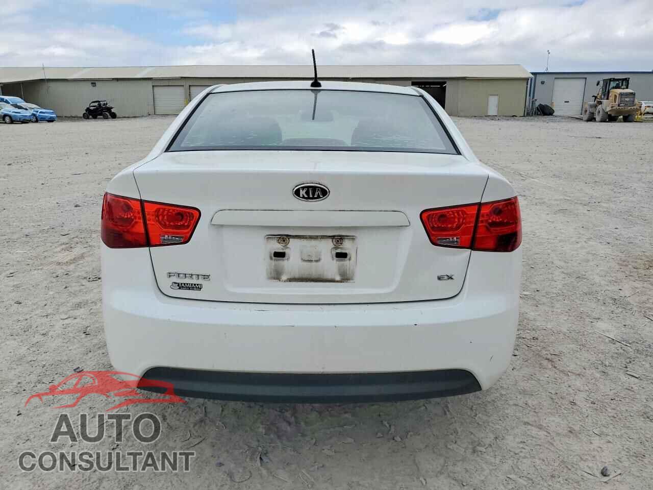 KIA FORTE 2011 - KNAFU4A21B5353145