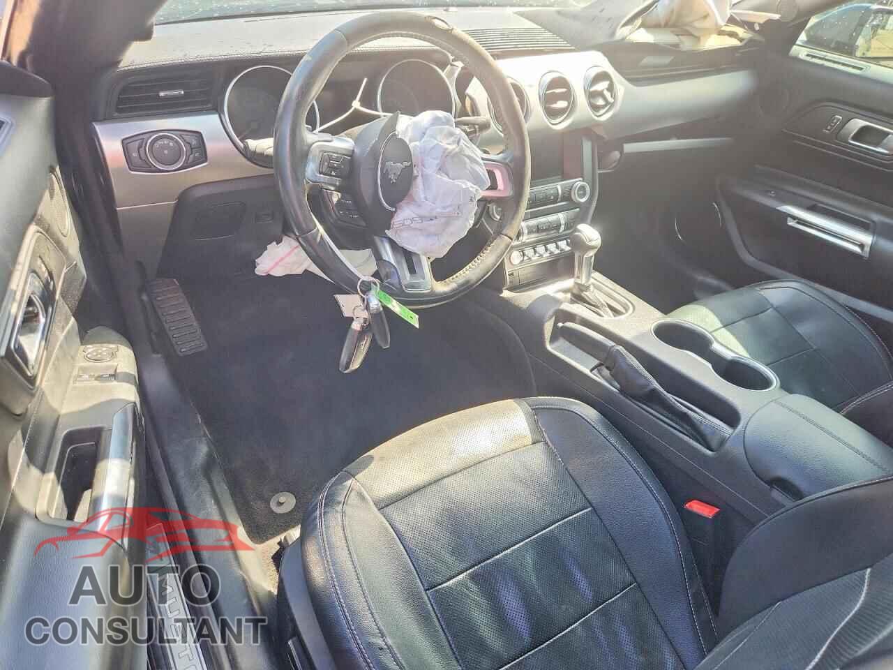 FORD MUSTANG 2019 - 1FA6P8CF1K5184770