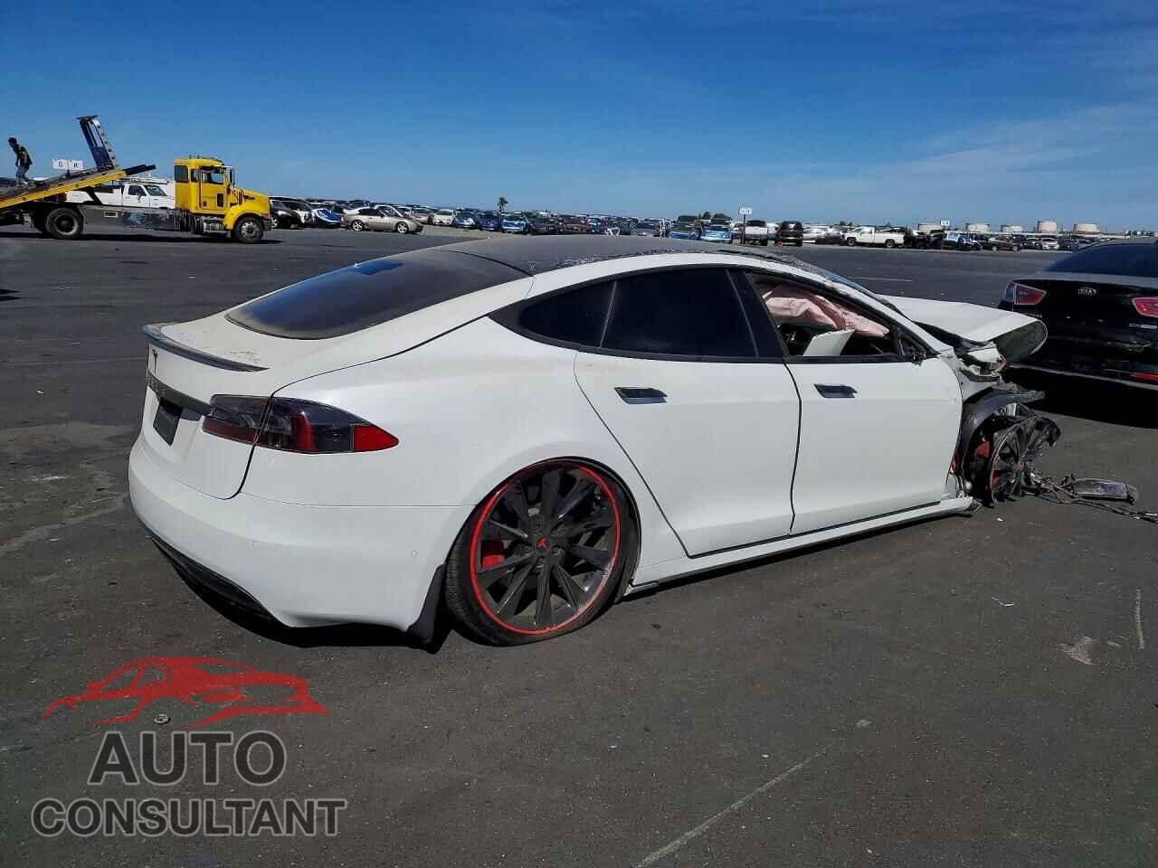 TESLA MODEL S 2018 - 5YJSA1E25JF247913