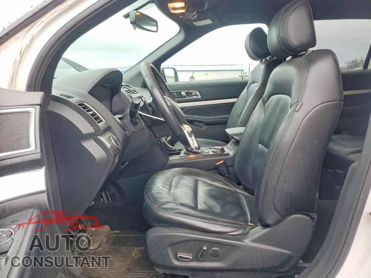 FORD EXPLORER 2017 - 1FM5K8D87HGC59257