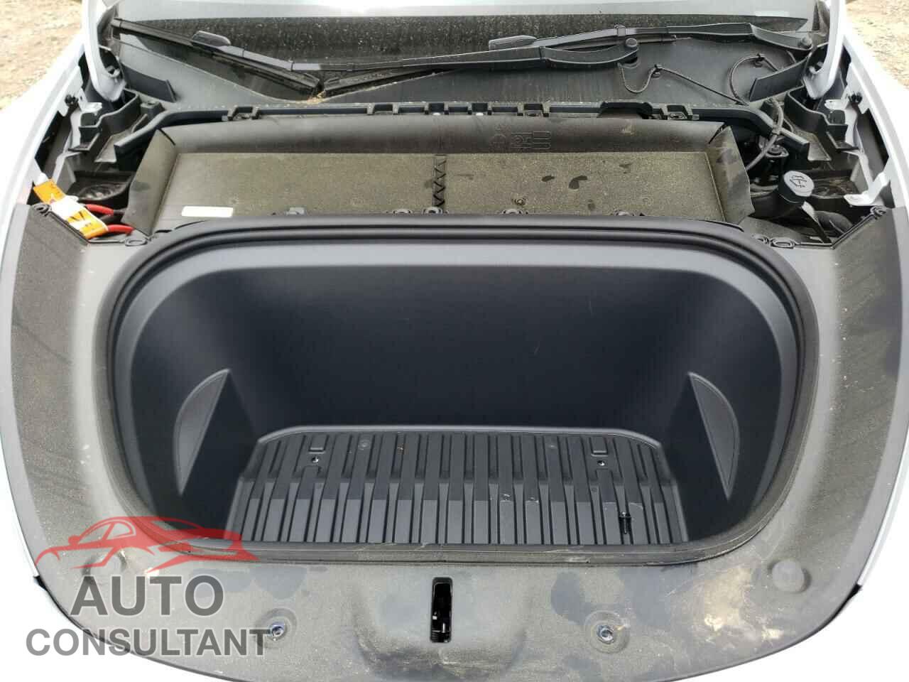 TESLA MODEL Y 2022 - 7SAYGDEF3NF387920