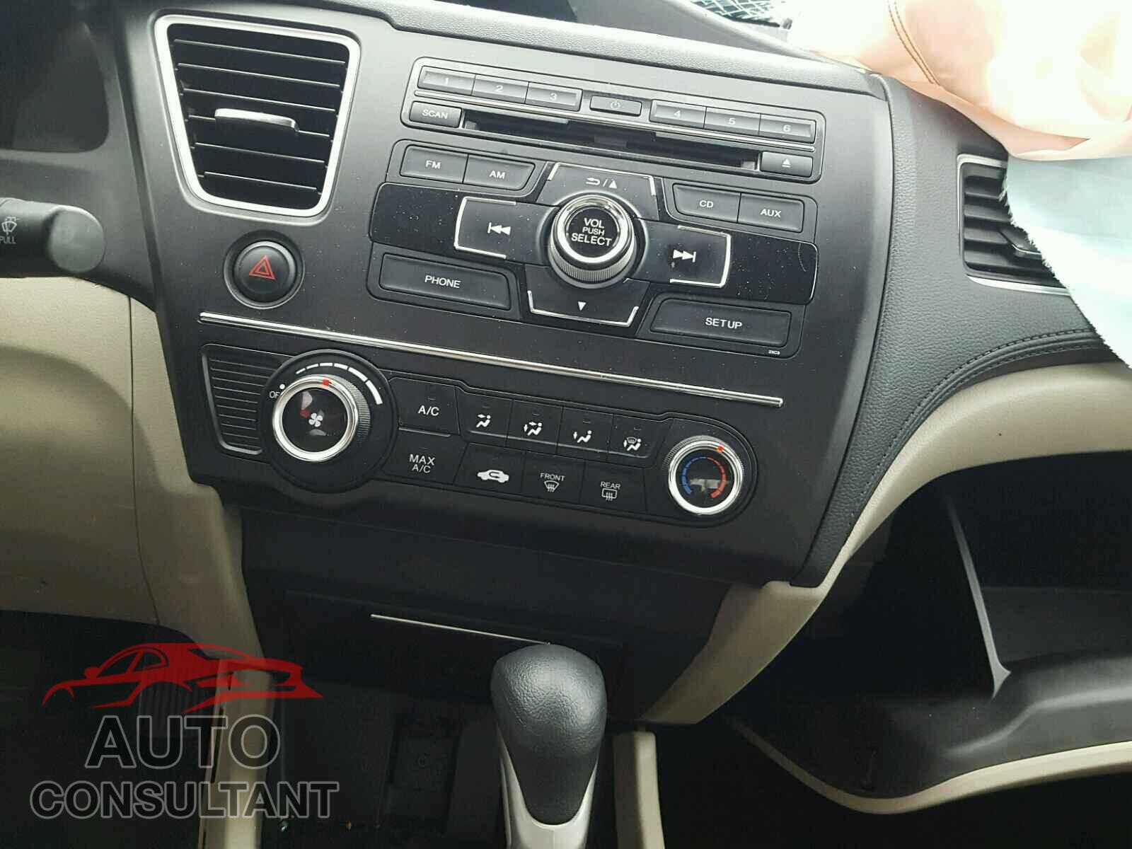 HONDA CIVIC LX 2015 - 19XFB2F58FE054407
