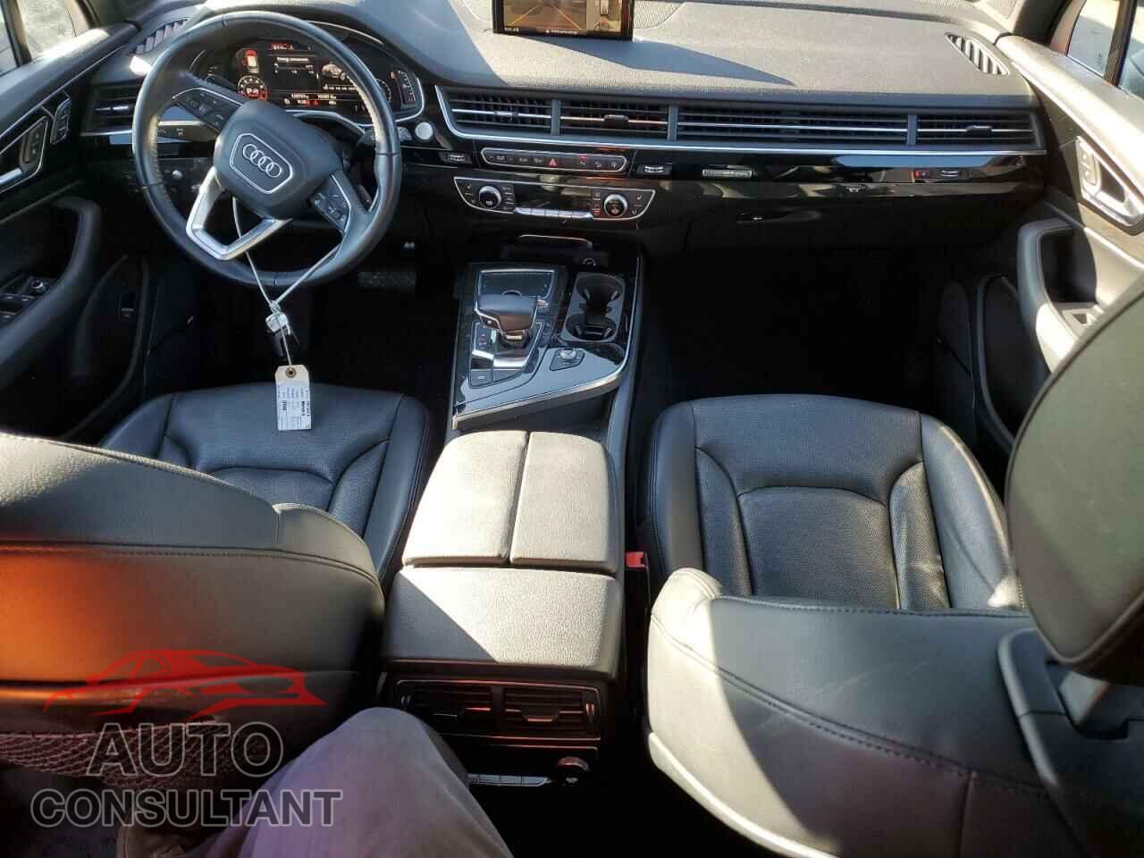 AUDI Q7 2017 - WA1VAAF71HD037540