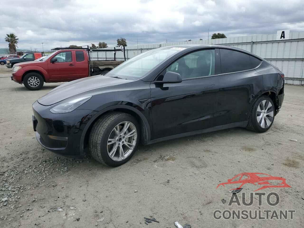 TESLA MODEL Y 2023 - 7SAYGAEE9PF716323