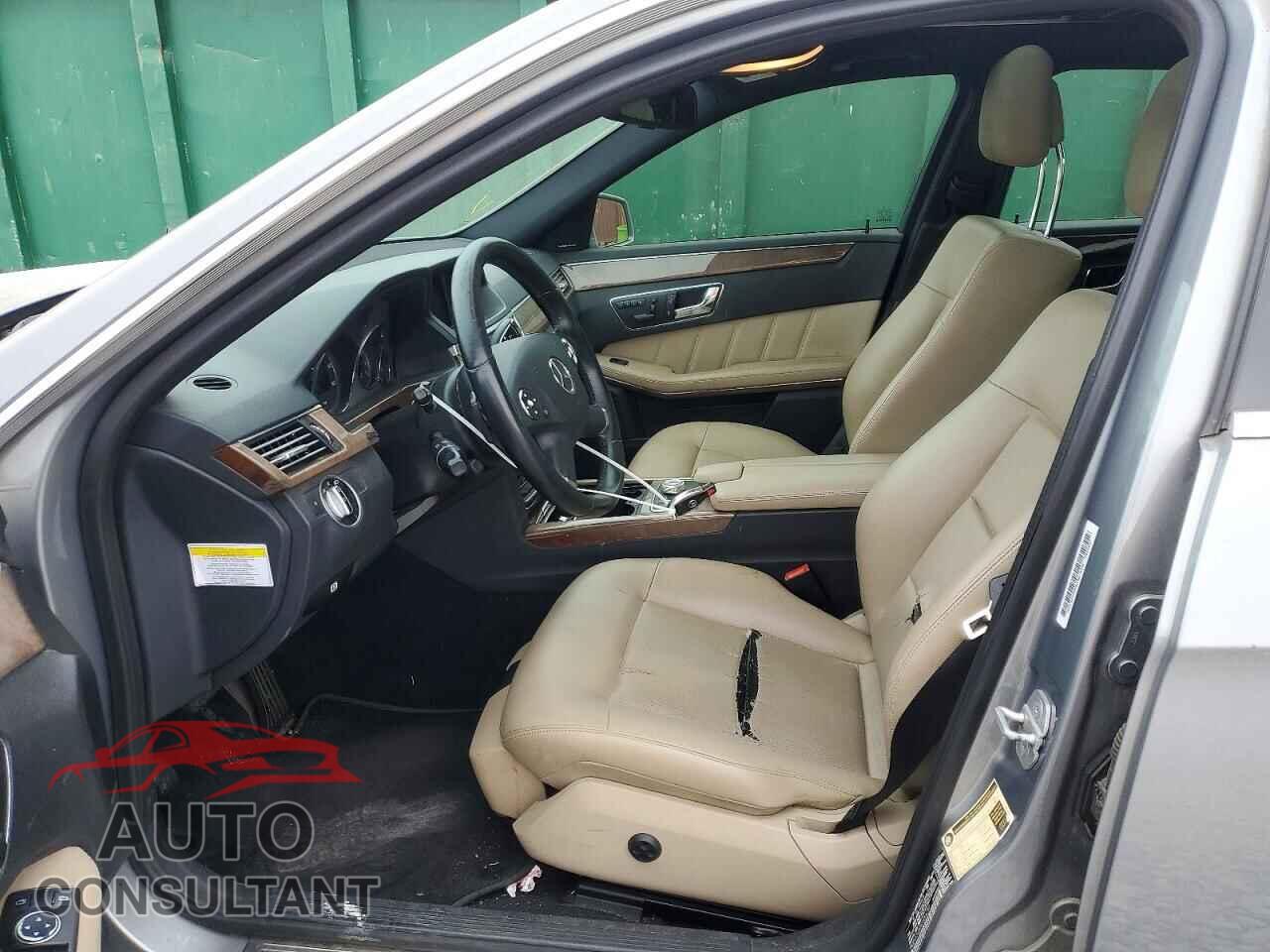 MERCEDES-BENZ E-CLASS 2011 - WDDHF5GB2BA464237