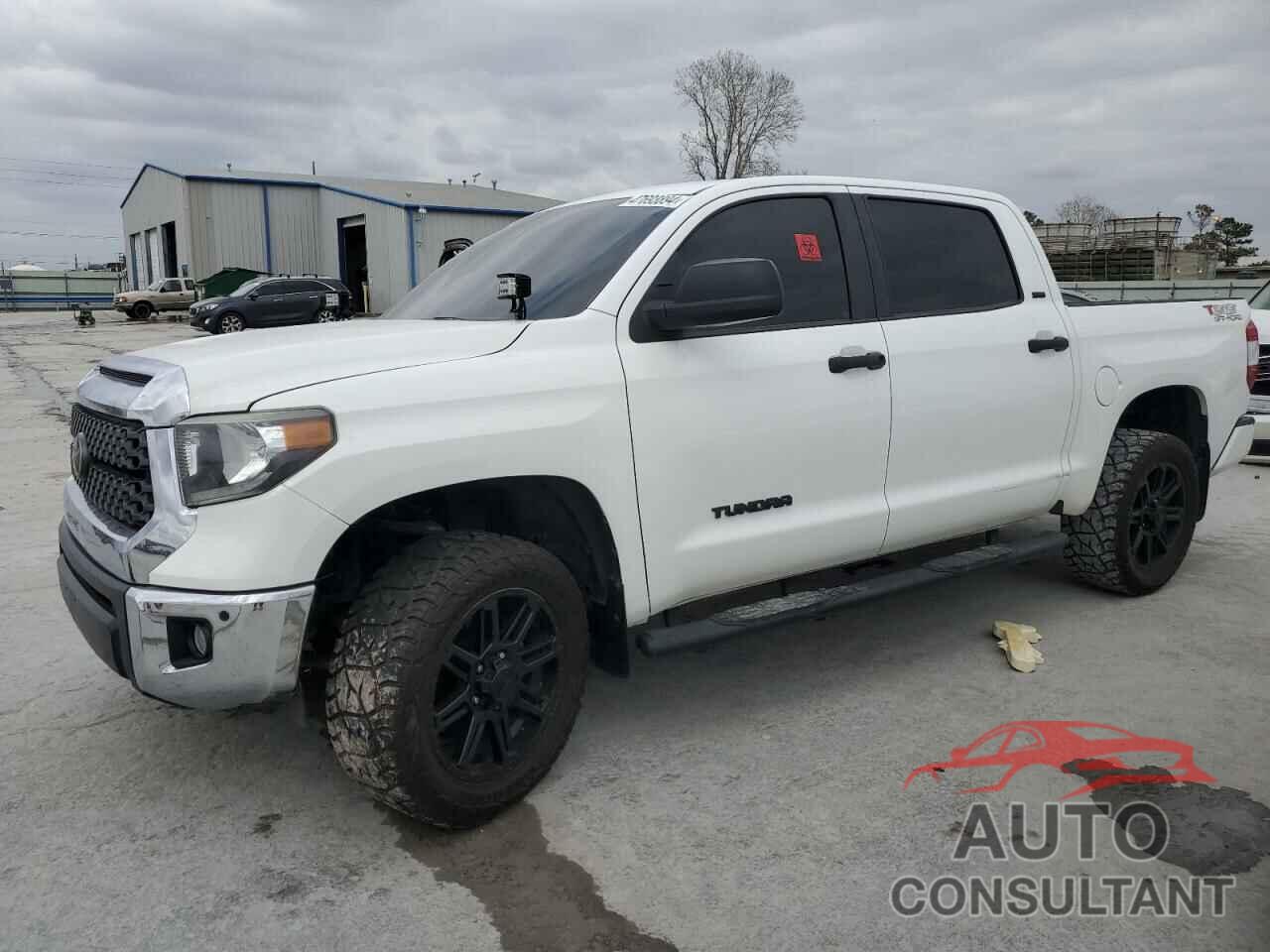 TOYOTA TUNDRA 2019 - 5TFEM5F14KX138528