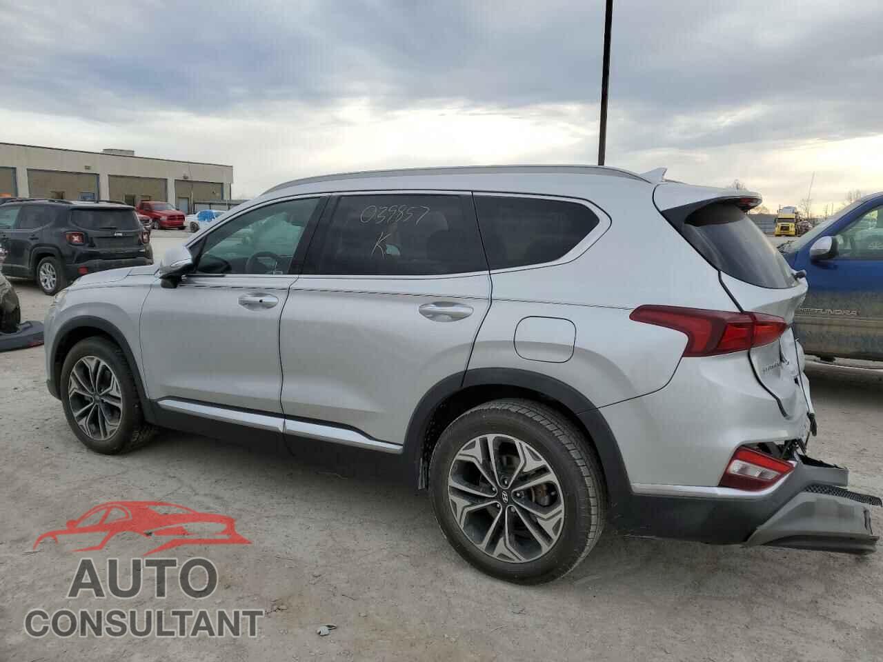 HYUNDAI SANTA FE 2019 - 5NMS5CAA4KH039857
