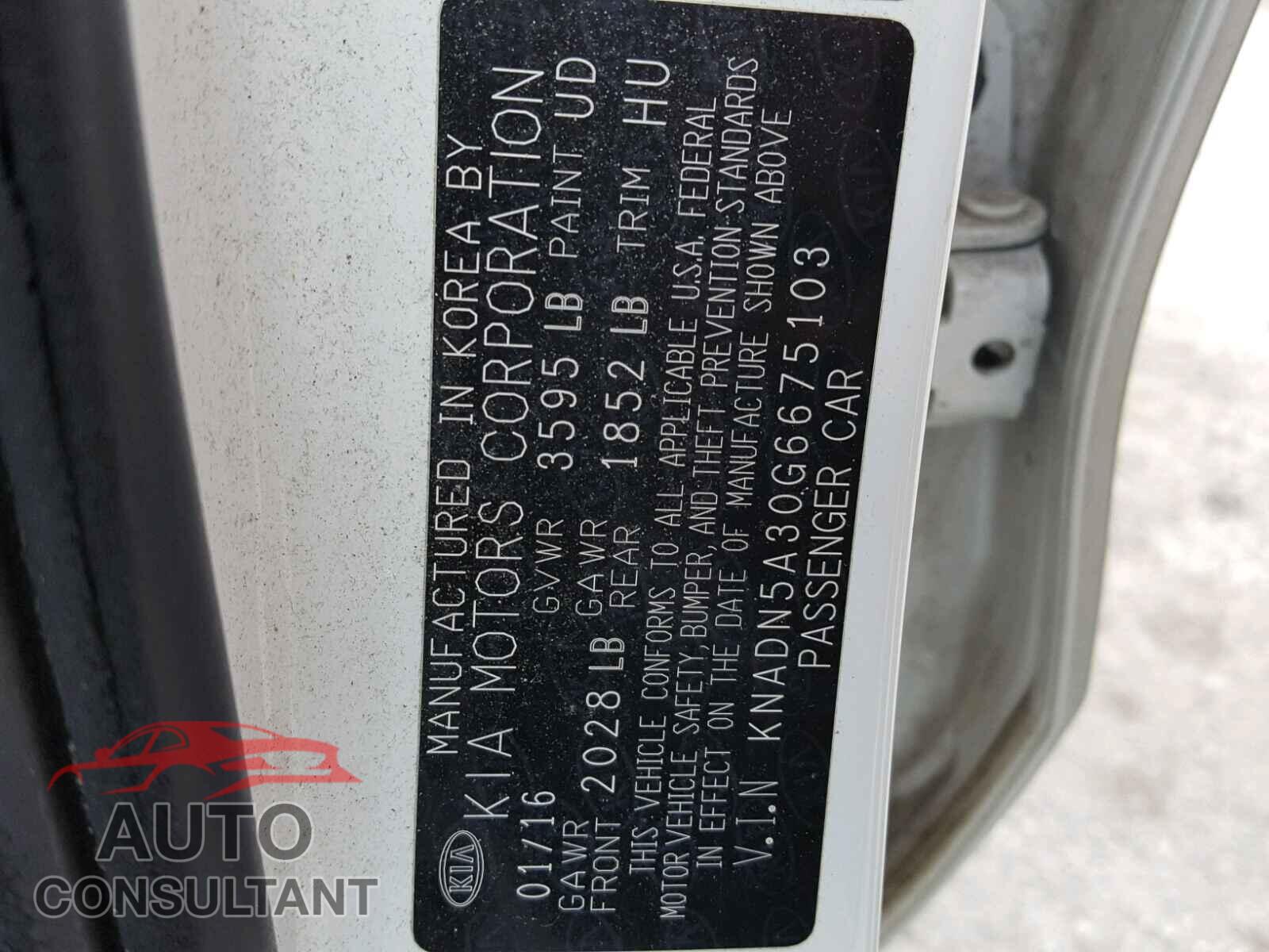 KIA RIO 2016 - KNADN5A30G6675103
