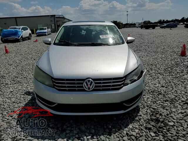VOLKSWAGEN PASSAT 2012 - 1VWCH7A30CC024175