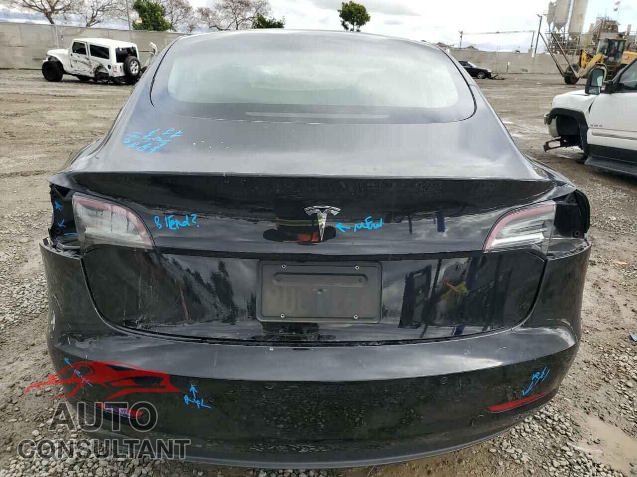 TESLA MODEL 3 2022 - 5YJ3E1EA6NF373722