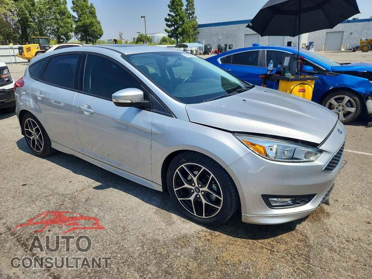FORD FOCUS 2016 - 1FADP3K20GL372627