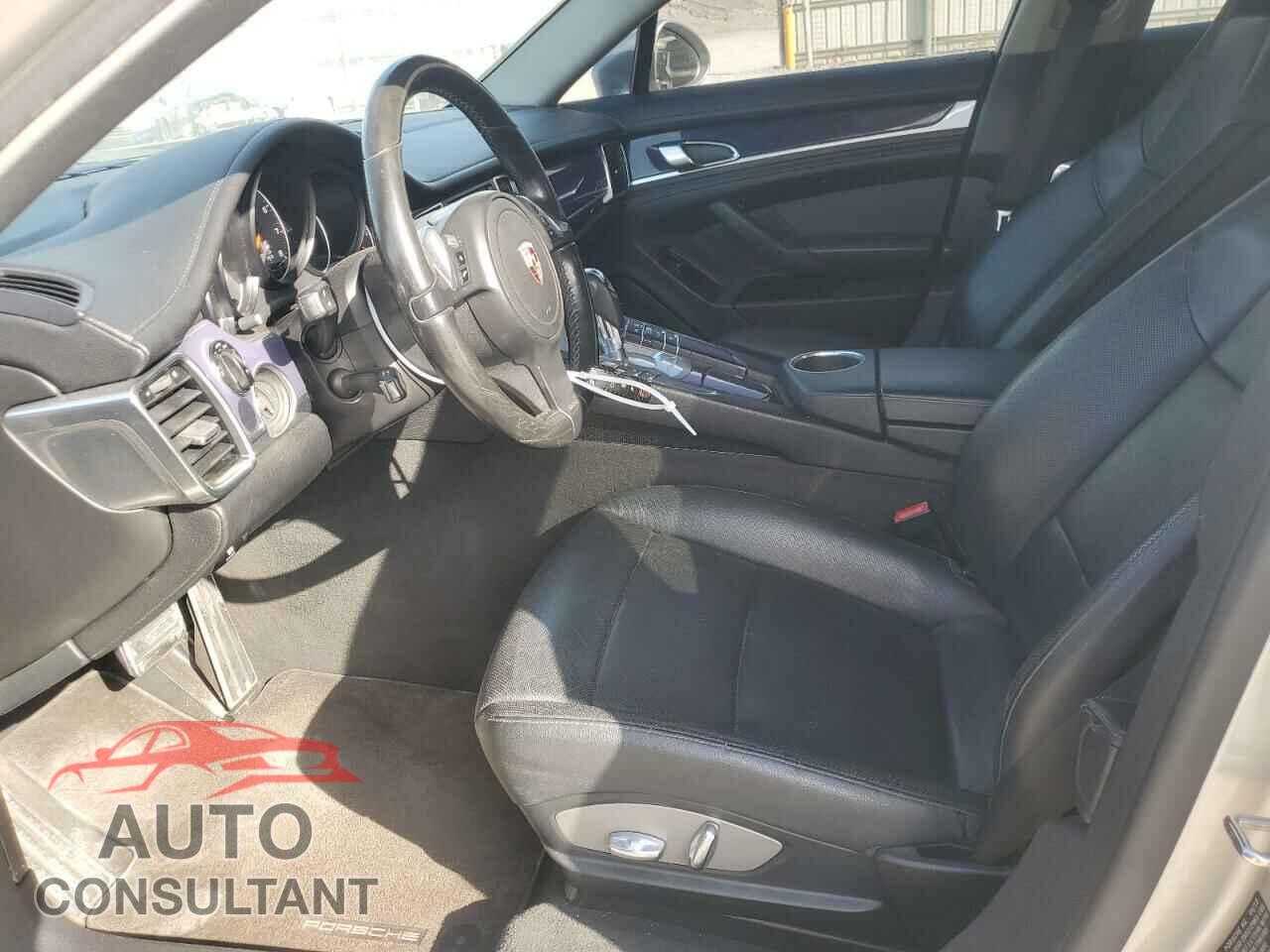 PORSCHE PANAMERA 2011 - WP0AA2A72BL010443