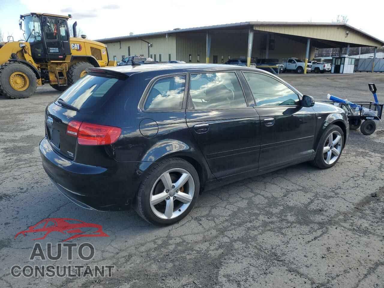 AUDI A3 2013 - WAUDFCFM5DA034119