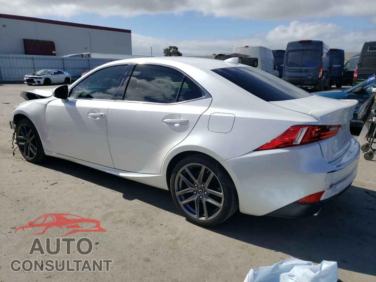 LEXUS IS 2016 - JTHBA1D2XG5038063