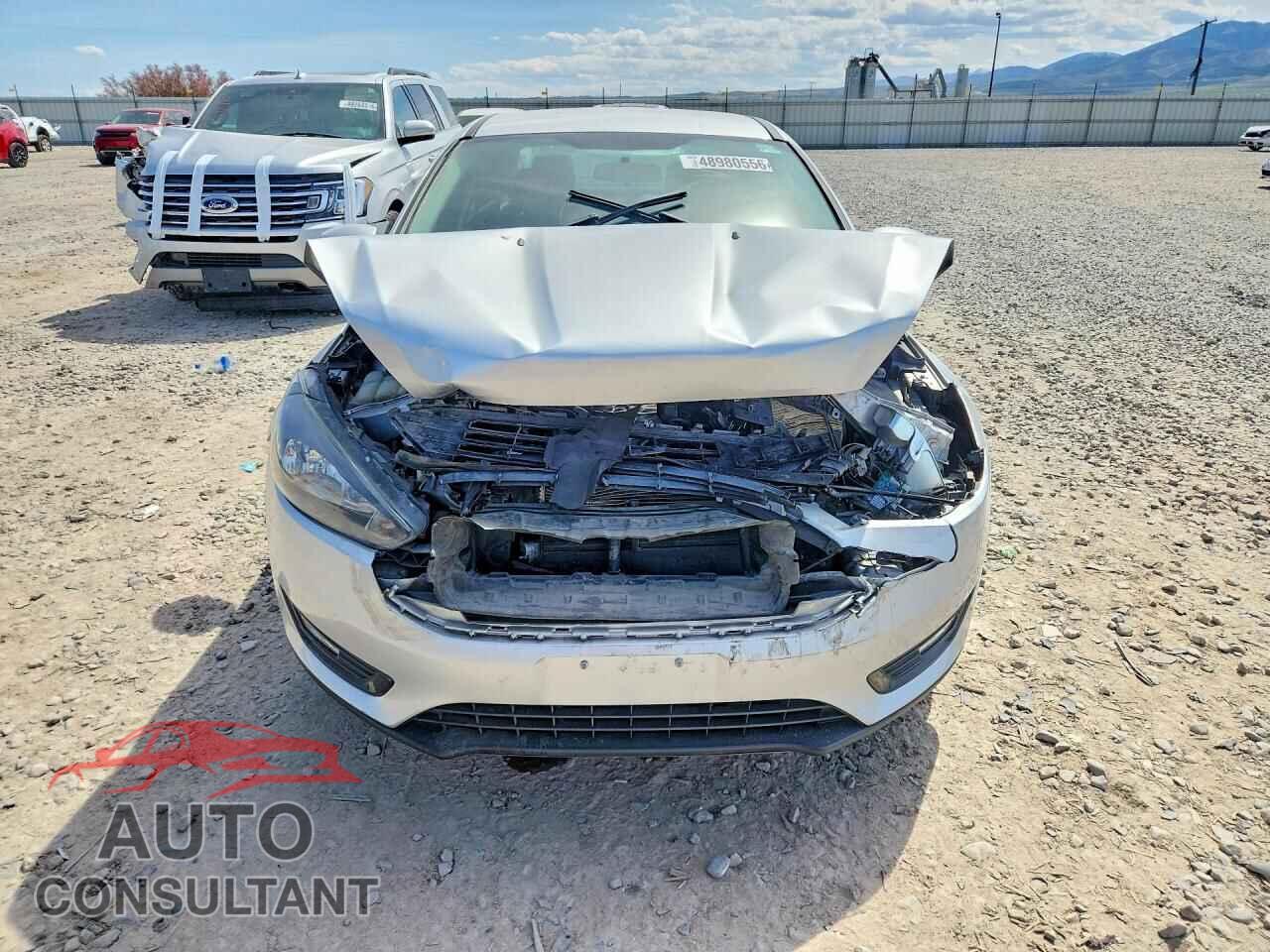 FORD FOCUS 2016 - 1FADP3FE1GL405302