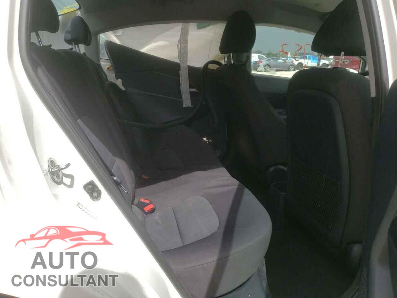 KIA RIO 2017 - KNADM4A39H6044929